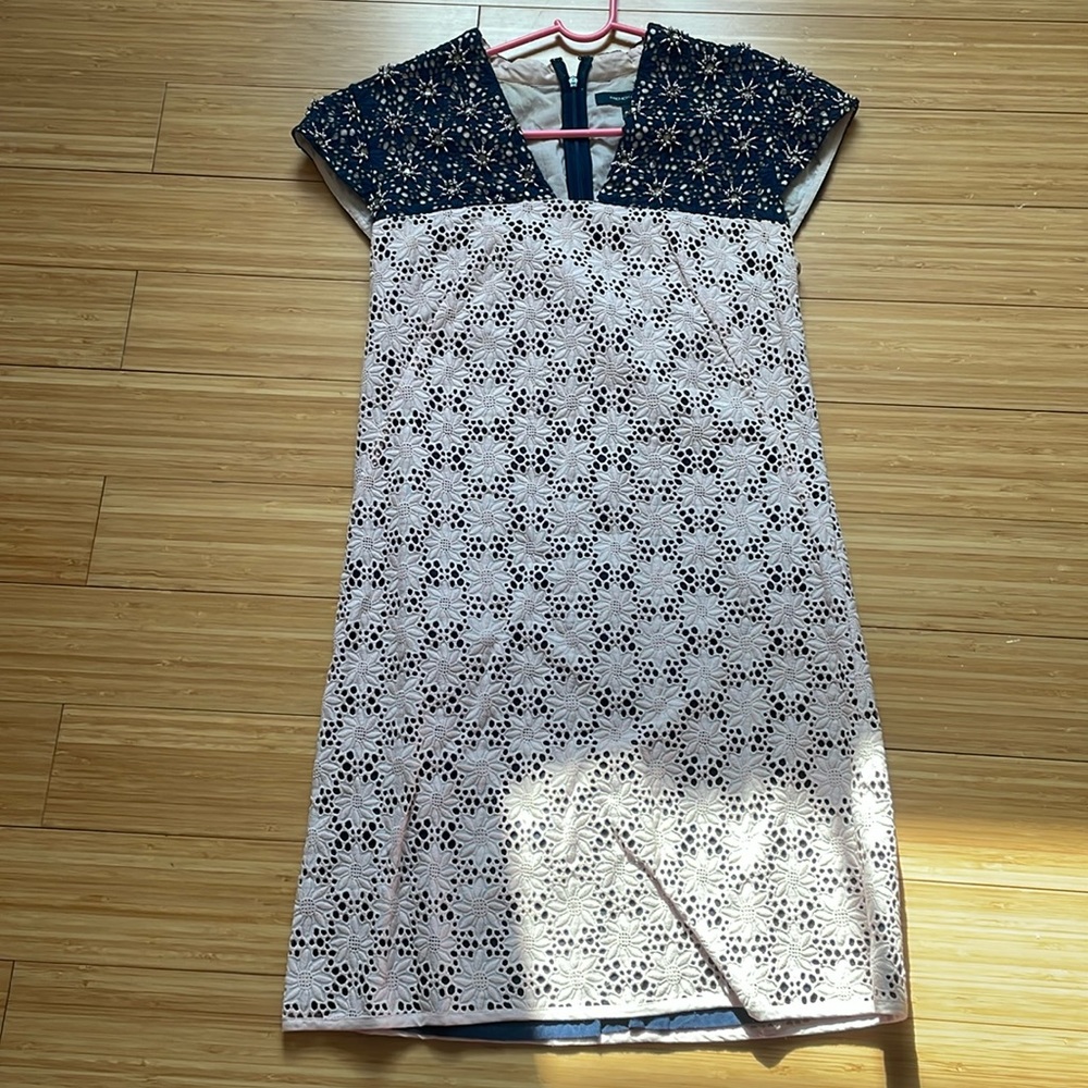 French connection floral dress - light pink/navy blue - size US 6